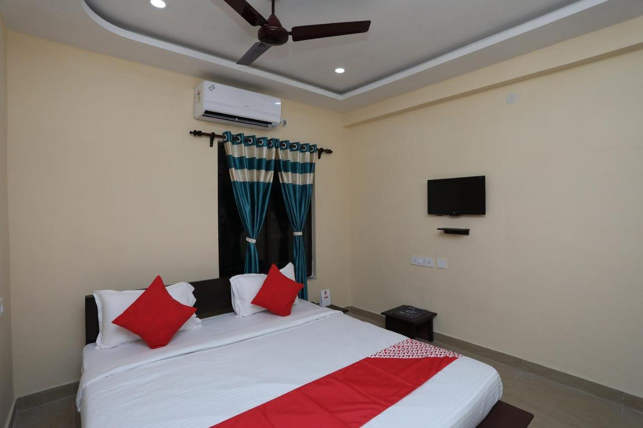 Oyo 17376 Happy Spring Inn Kolkata Exterior photo